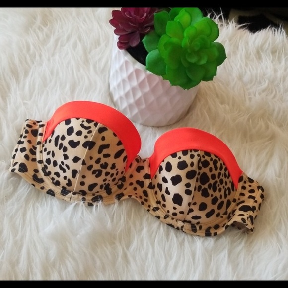 Bikini - Picture 2 of 5